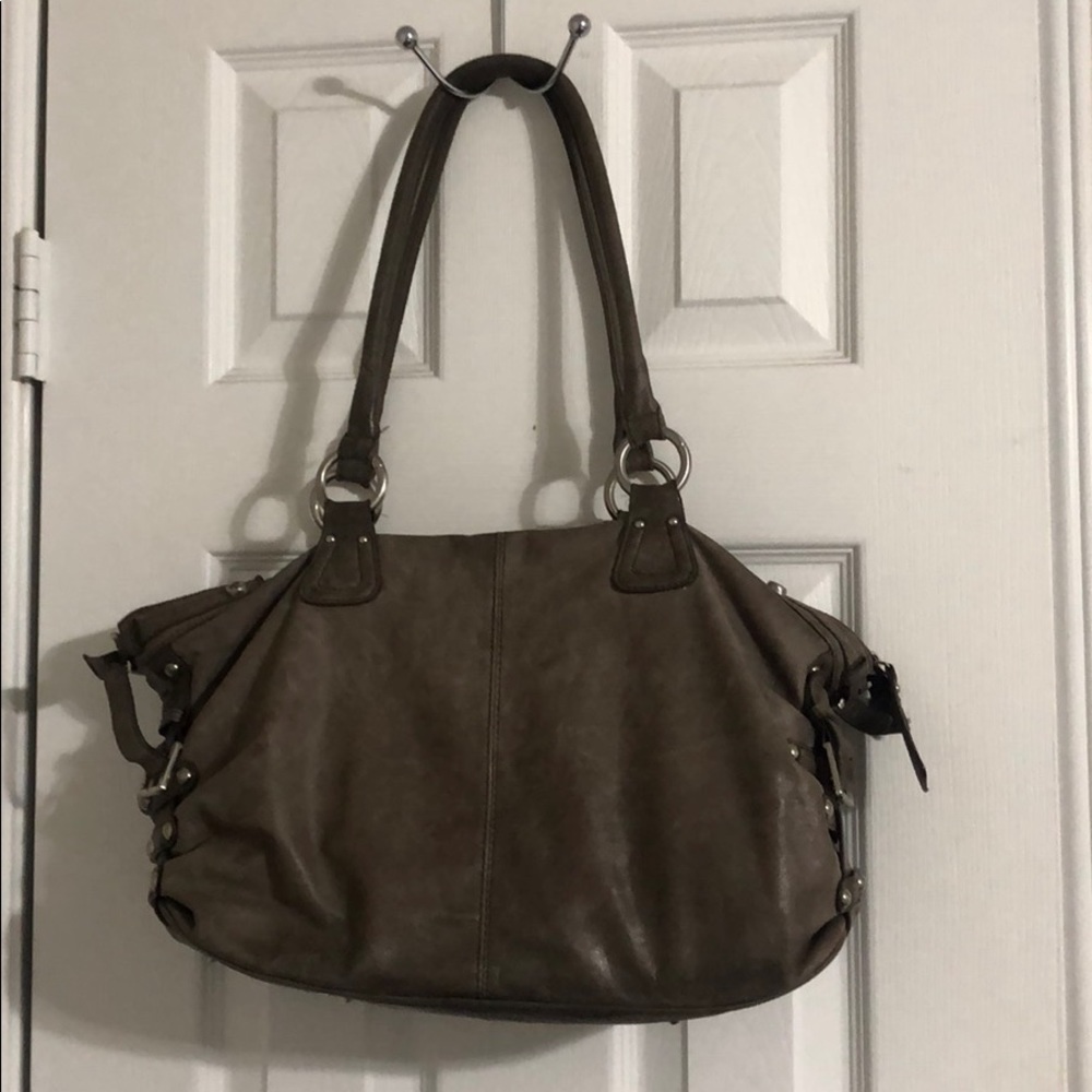Grey purse 👜